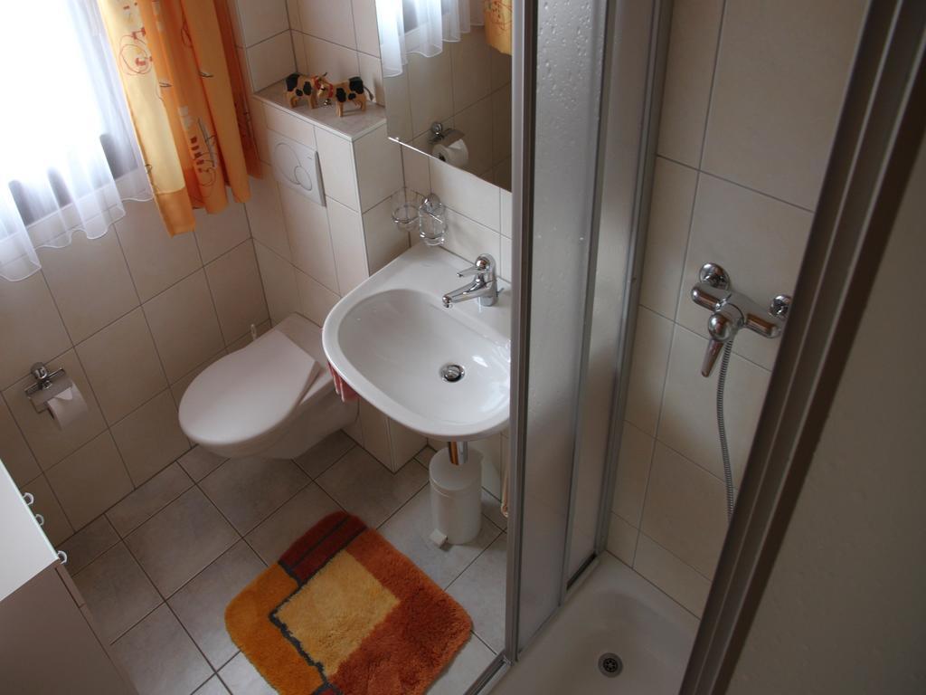 Haus Bel-Air Apartment Grachen Ruang foto